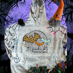 It's freakin bats I LOVE HALLOWEEN